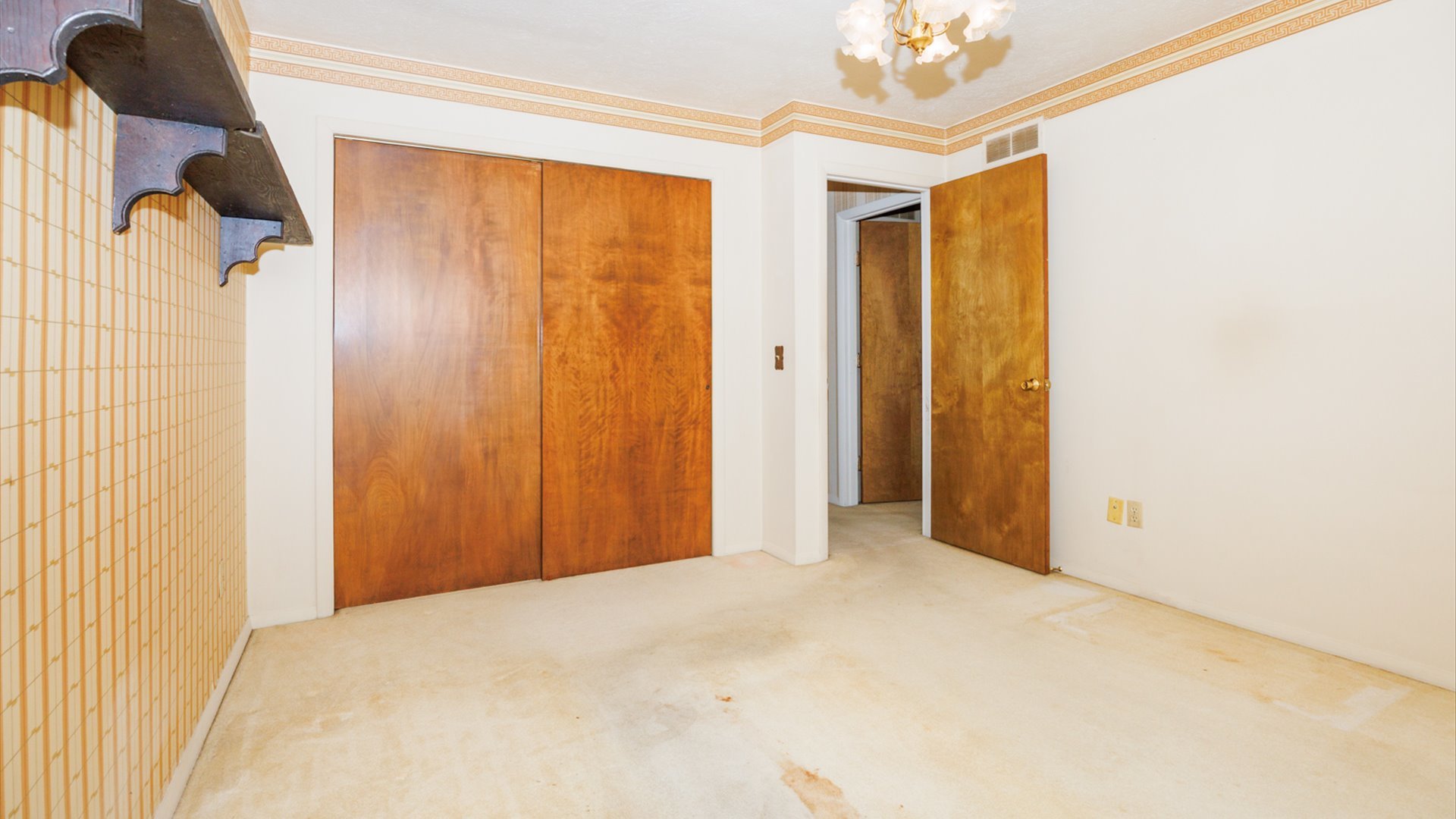 103 Cheltenham Drive Normal, IL 61761 - Photo 17 of 47 a view of a hallway with windows
