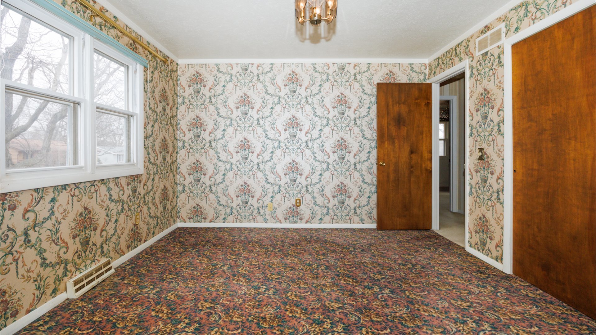 103 Cheltenham Drive Normal, IL 61761 - Photo 10 of 47 a view of small space with wooden floor and a window