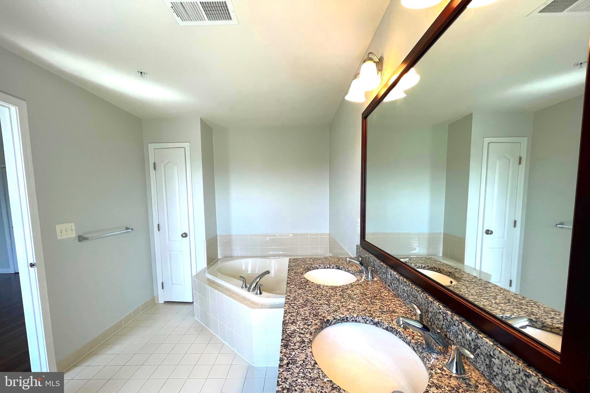 43178 Witham Square Ashburn, VA 20148 - Photo 18 of 31