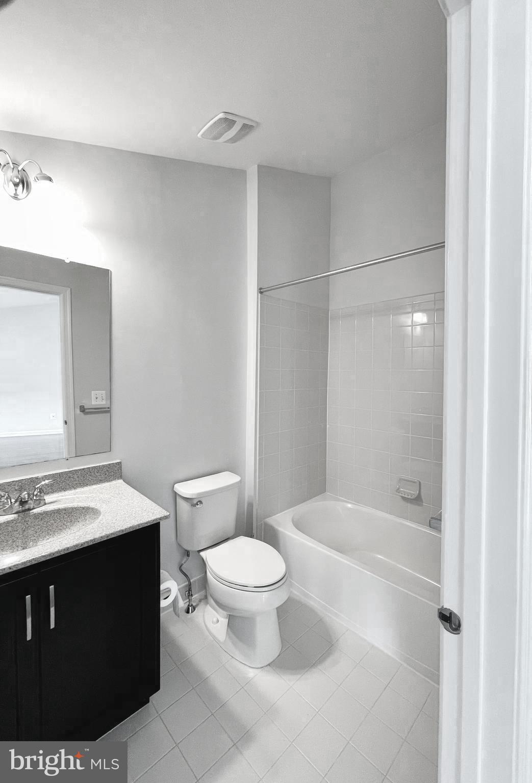 43178 Witham Square Ashburn, VA 20148 - Photo 22 of 31 4th Floor Full BA