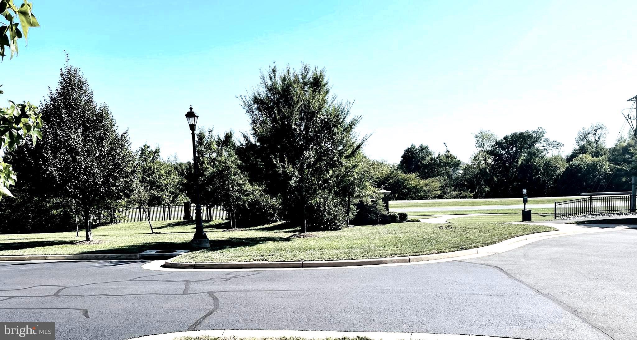 43178 Witham Square Ashburn, VA 20148 - Photo 30 of 31 view. front of home