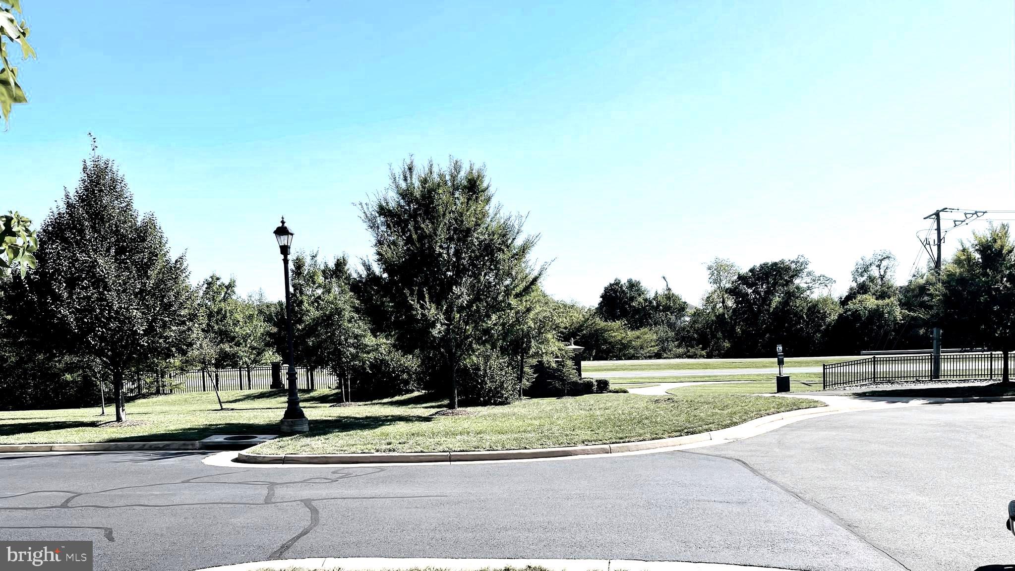 43178 Witham Square Ashburn, VA 20148 - Photo 31 of 31 view. front of home
