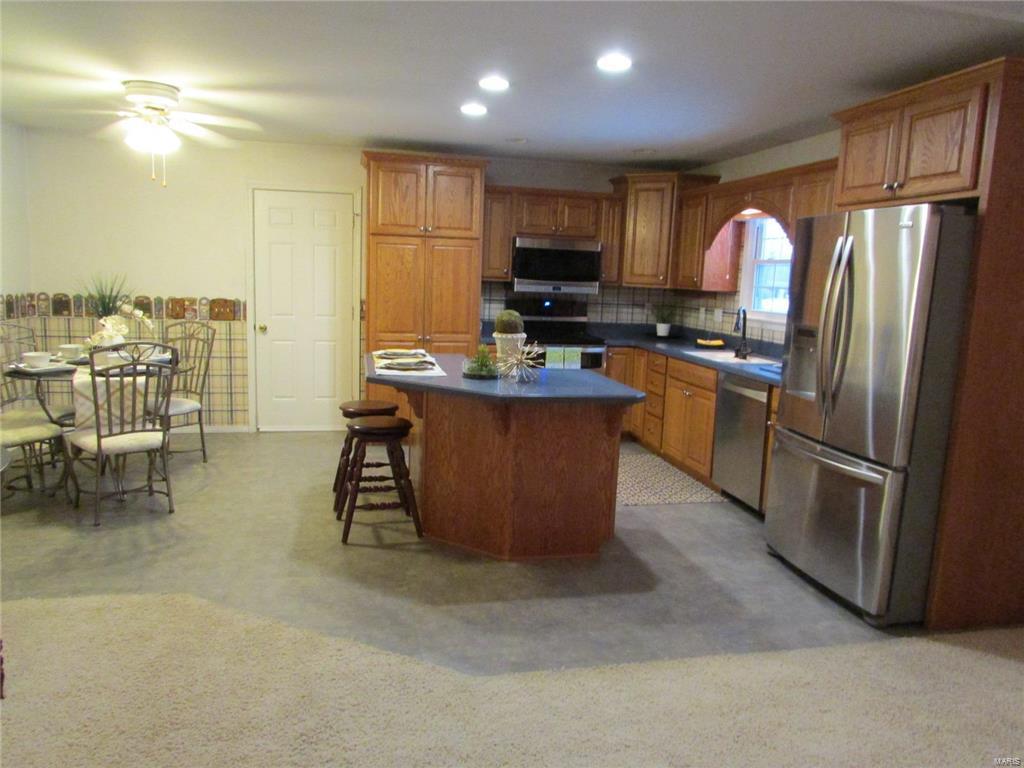 8917 North Humbert Road Brighton, IL 62012 - Photo 22 of 43