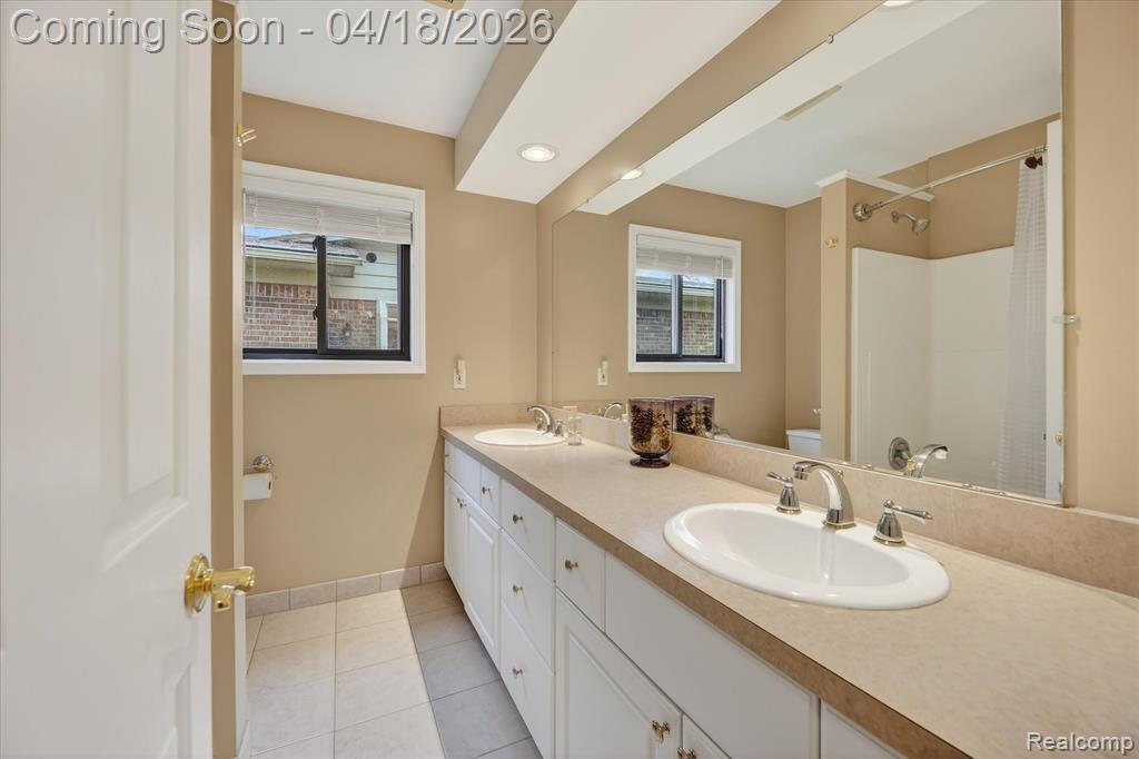 43156 Hanford Road Canton, MI 48187 - Photo 30 of 49 Gallery Image 30