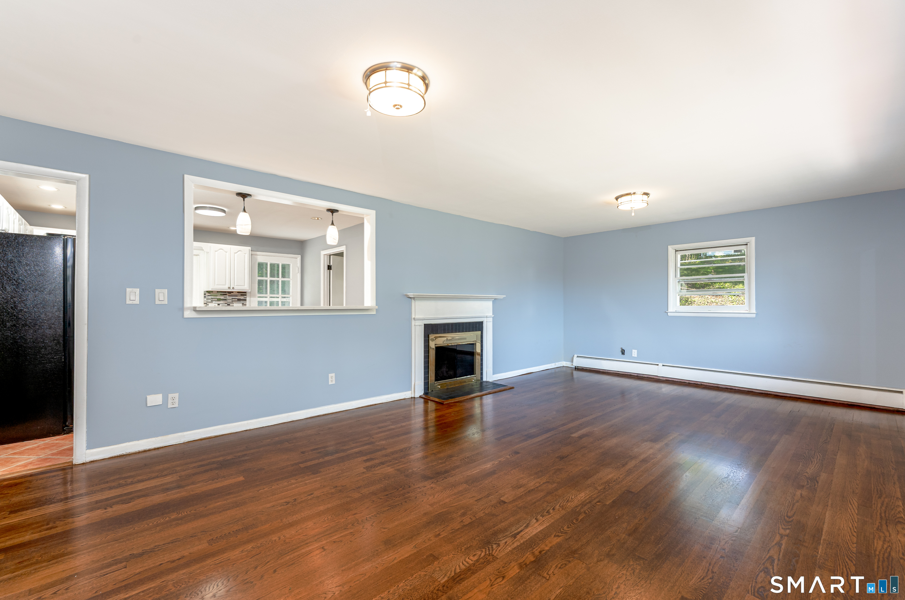 47 Juniper Ridge Drive Waterbury, CT 06708 - Photo 8 of 25 Gallery Image 8