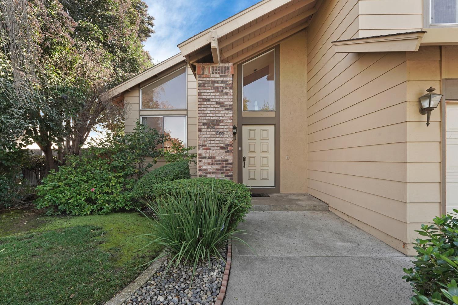 1060 Match Point Place Tracy, CA 95376 - Photo 6 of 47