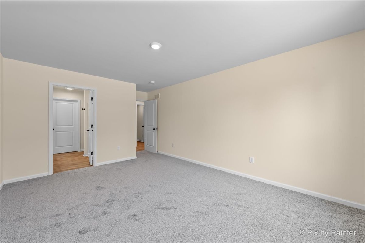 715 Apple Valley Road Harvard, IL 60033 - Photo 16 of 31