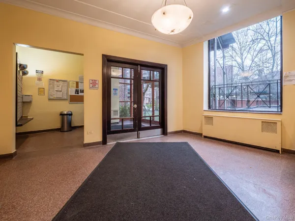 $258,000 | 15010 71st Avenue, Unit 3F | Kew Gardens Hills