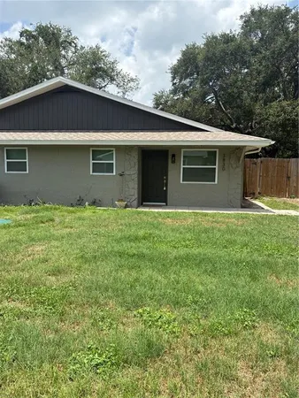 $1,995 | 3830 Valley Tree Drive, Tampa, FL 33610