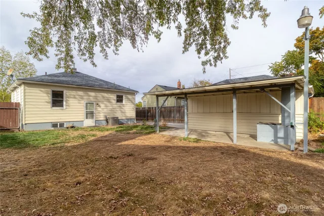 a house with yard in front of it