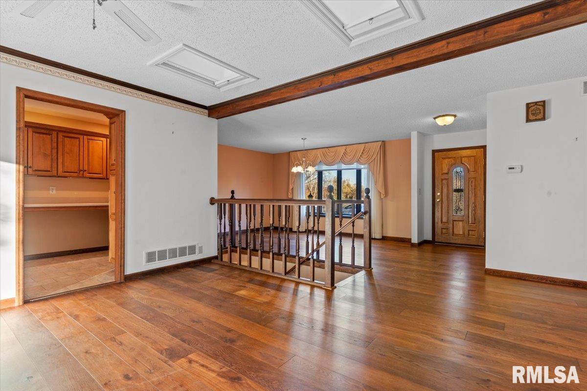 105 Oxford Road Springfield, IL 62704 - Photo 10 of 42