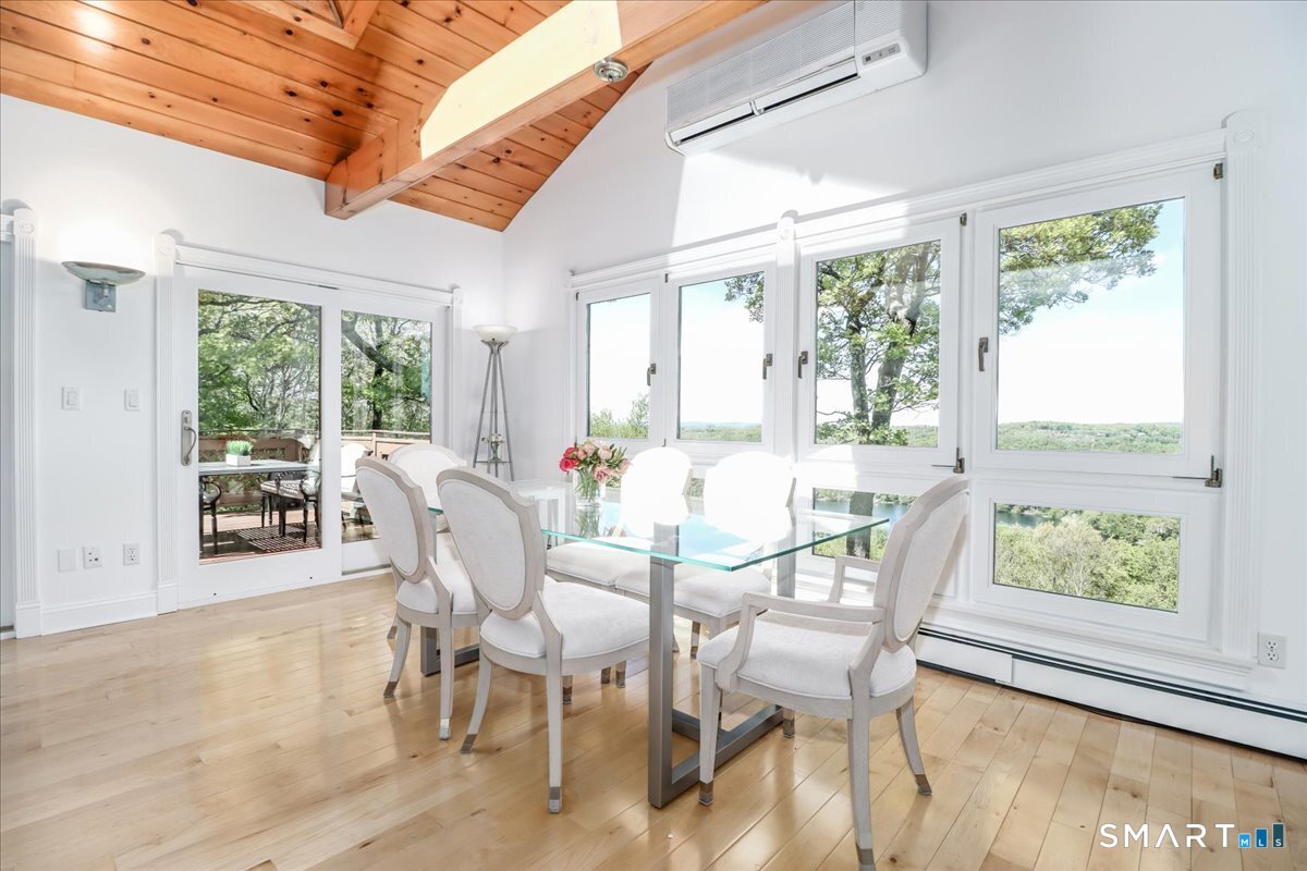 10 Hillcrest Court Ridgefield, CT 06877 - Photo 12 of 40 Dining Room