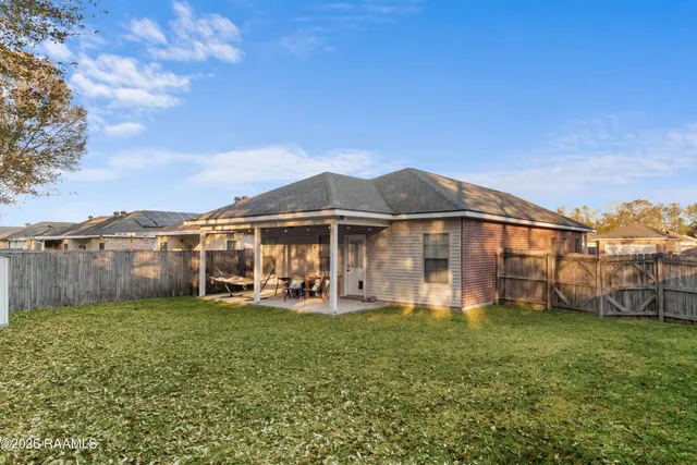 $200,000 | 128 Bottle Brush Lane, Carencro, LA 70520