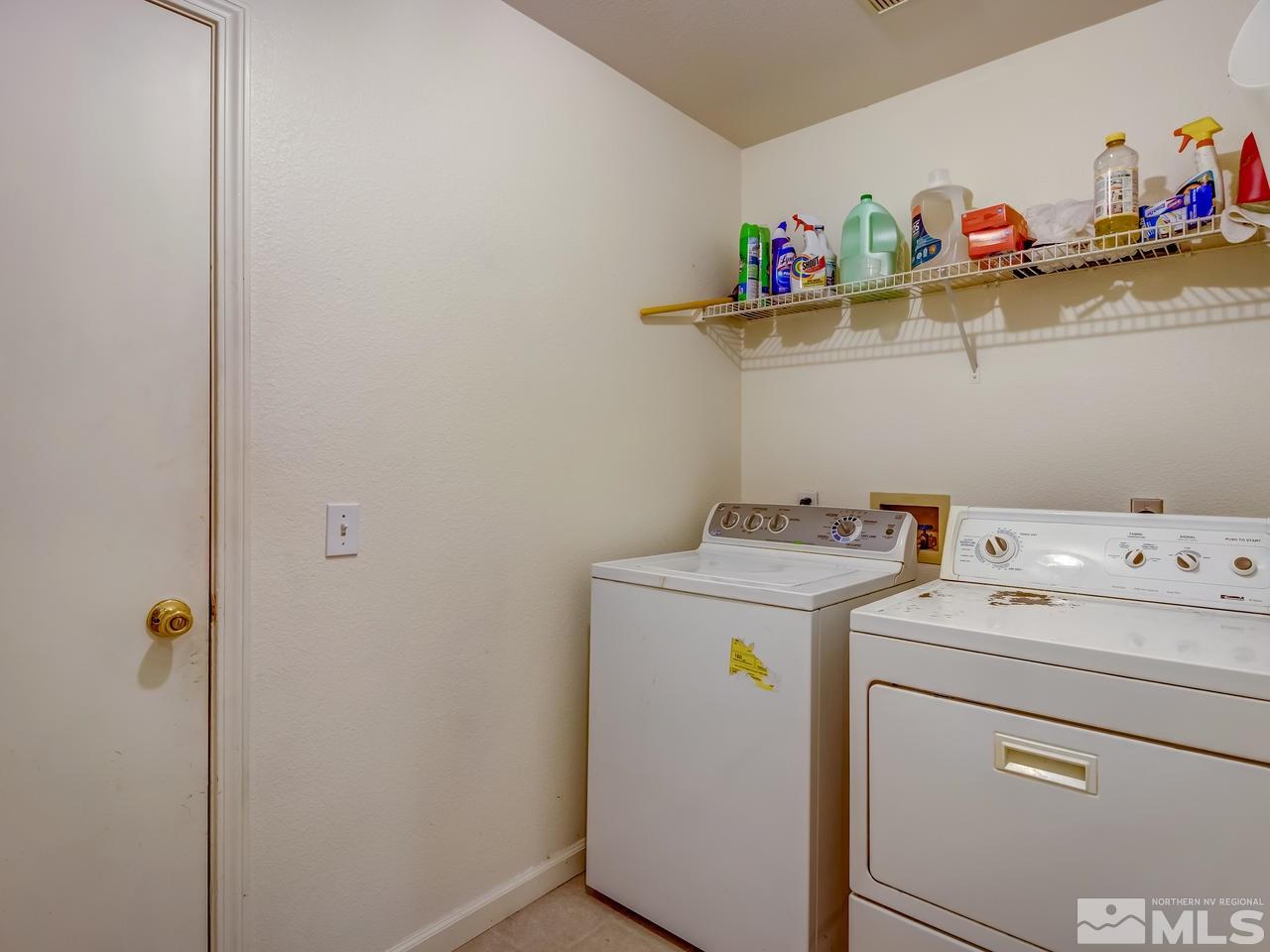 9665 Oakley Lane Reno, NV 89521 - Photo 20 of 23 a utility room with dryer and washer