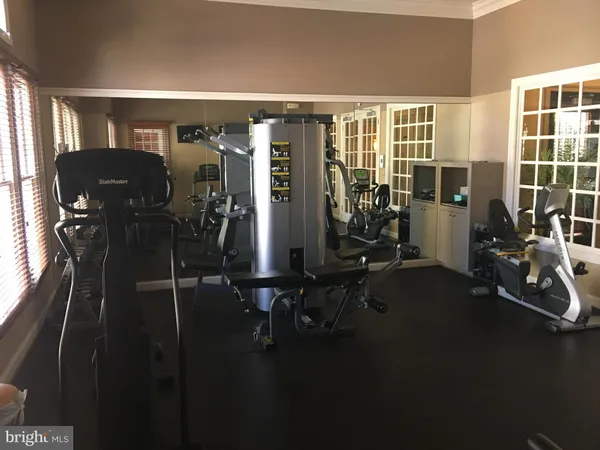 $2,800 | 3015 Nicosh Circle, Unit 2302, Falls Church, VA 22042