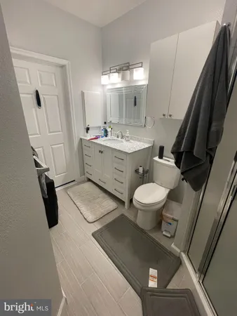 $2,800 | 3015 Nicosh Circle, Unit 2302, Falls Church, VA 22042