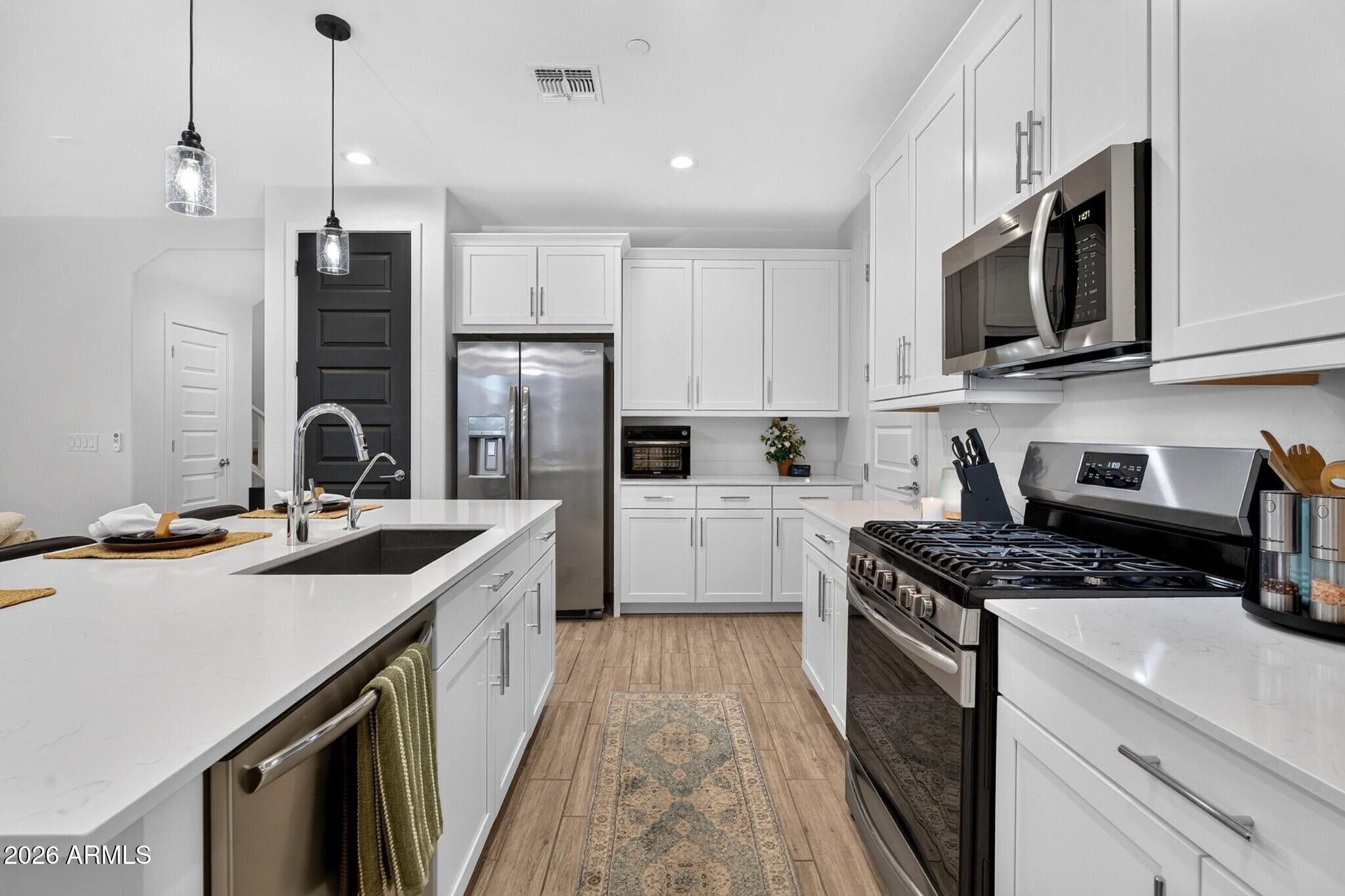 655 South Longspur Lane Gilbert, AZ 85296 - Photo 22 of 56 655 S Longspur Ln - 39_web