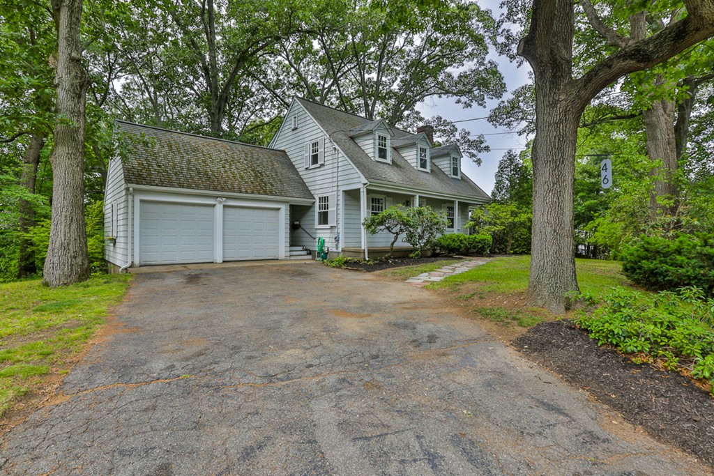 46 Outlook Road Wakefield, MA 01880 - Photo 1 of 30 Gallery Image 1