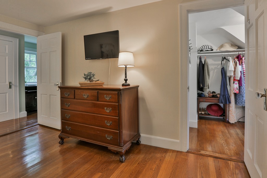 46 Outlook Road Wakefield, MA 01880 - Photo 27 of 30 Gallery Image 27
