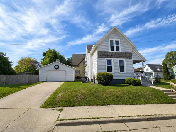 $255,000 | 1333 Clara Avenue, Sheboygan, WI 53081