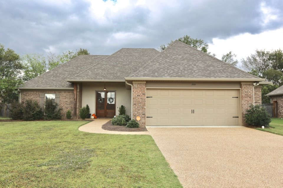 1999 East Ridge Circle Madison, MS 39110 - Photo 1 of 39 Photo 1