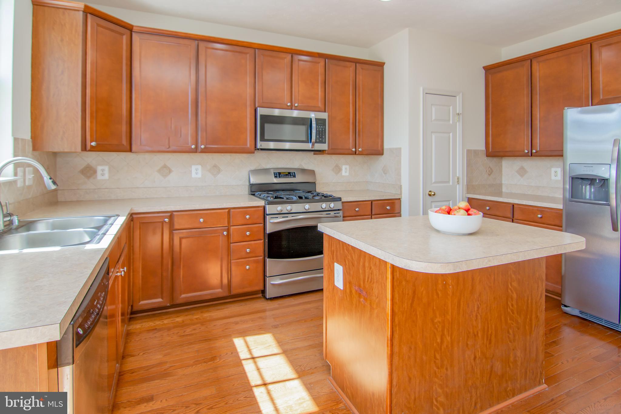 9715 Davison Road Middle River, MD 21220 - Photo 6 of 37 Plenty of Cabinets & Separate Pantry