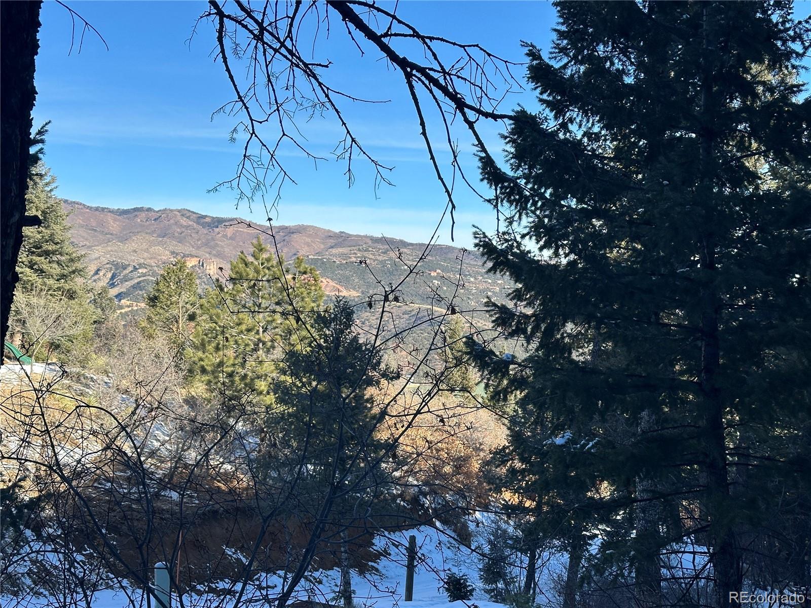 60 Oak Ridge Road Manitou Springs, CO 80829 - Photo 5 of 12 Gallery Image 5