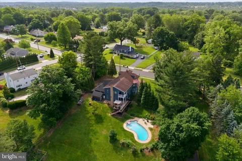 $980,000 | 1622 Jarrettown Road, Dresher, PA 19025