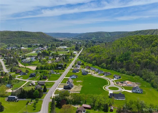 $789,999 | 11 Elk Creek Drive, Ellicottville, NY 14731