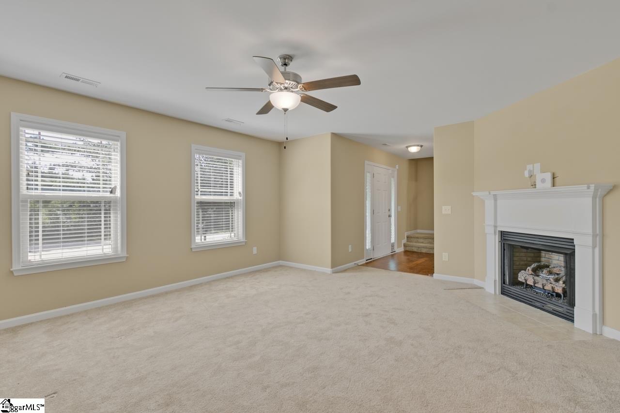 113 Tiara Ridge Lane Duncan, SC 29334 - Photo 6 of 34 Gallery Image 6