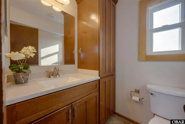 $775,000 | 8708 South Old Oregon Inlet Road, Nags Head, NC 27959