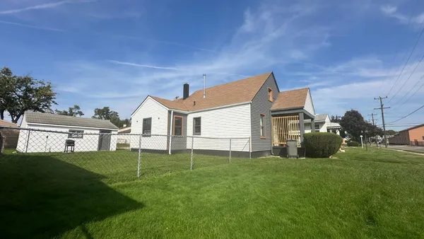 $132,500 | 4138 11th Street, Ecorse, MI 48229