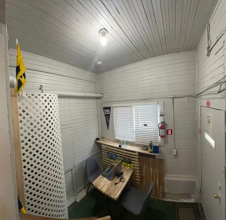 $132,500 | 4138 11th Street, Ecorse, MI 48229