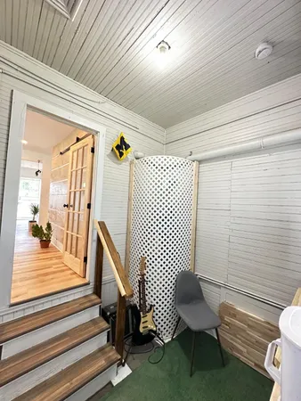 $132,500 | 4138 11th Street, Ecorse, MI 48229