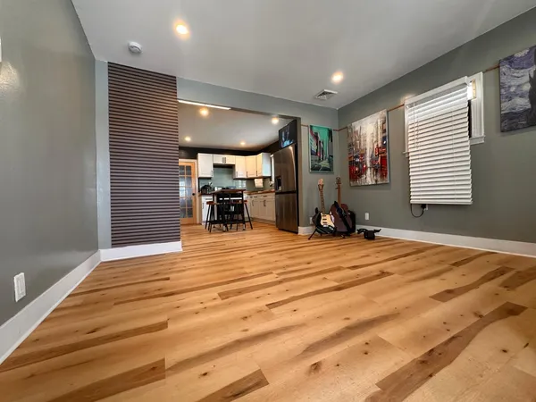 $132,500 | 4138 11th Street, Ecorse, MI 48229