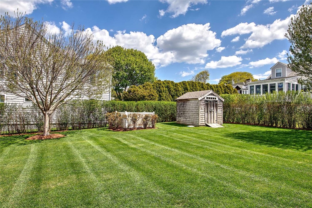 228 Bonnet Point Road Narragansett, RI 02882 - Photo 37 of 40