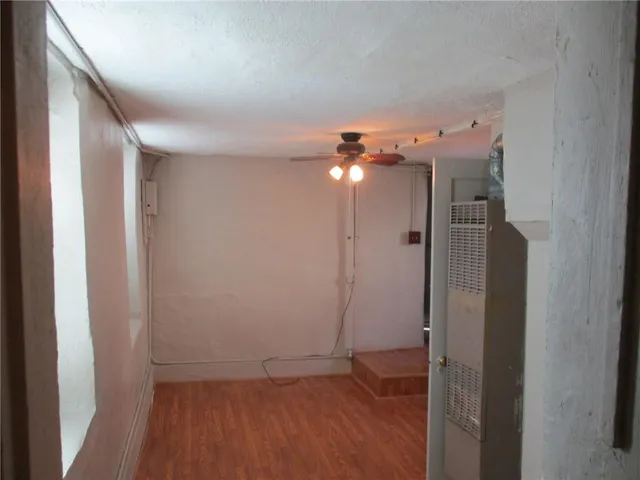 $825 | 1320 South Esplanade Street, Leavenworth, KS 66048