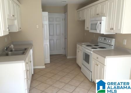 148 Lake Terrace, Unit 1 Alabaster, AL 35007 - Photo 6 of 12