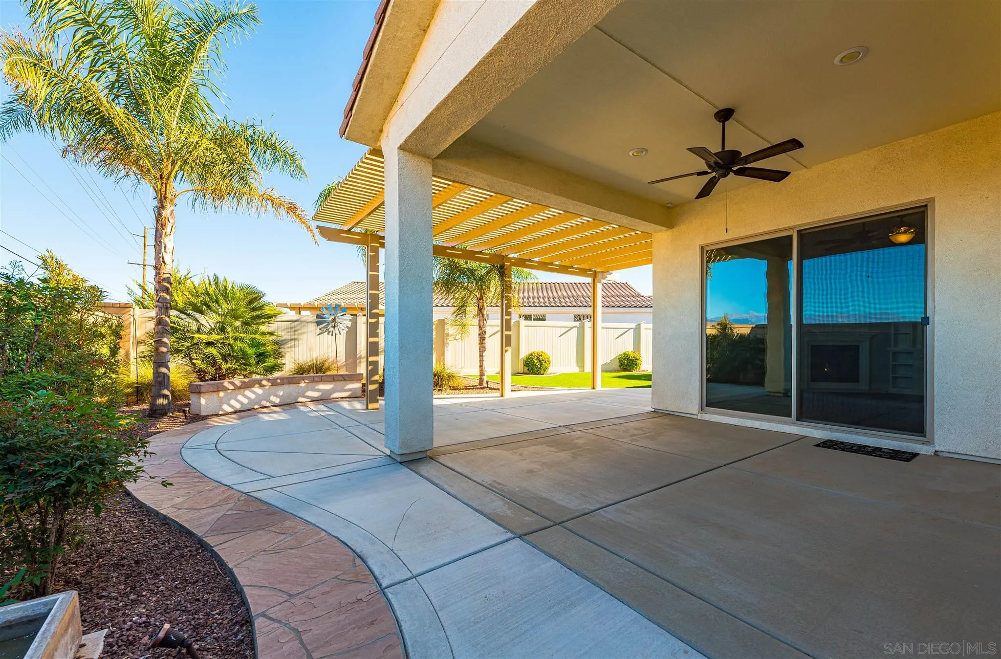 5172 Corte Cerro Hemet, CA 92545 - Photo 17 of 36