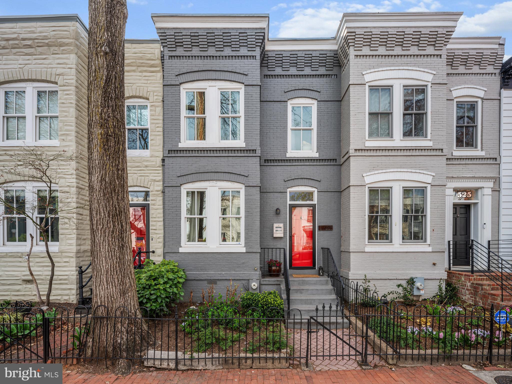 Charming Facade
