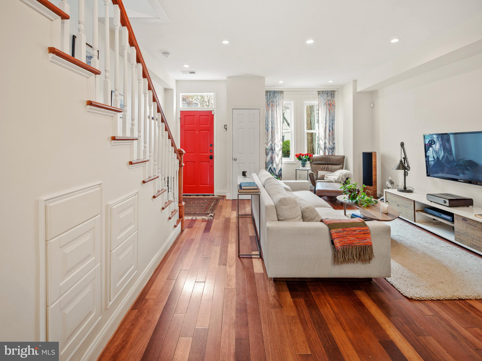 527 10th Street Southeast Washington, DC 20003 - Photo 11 of 64 Open Concept Living