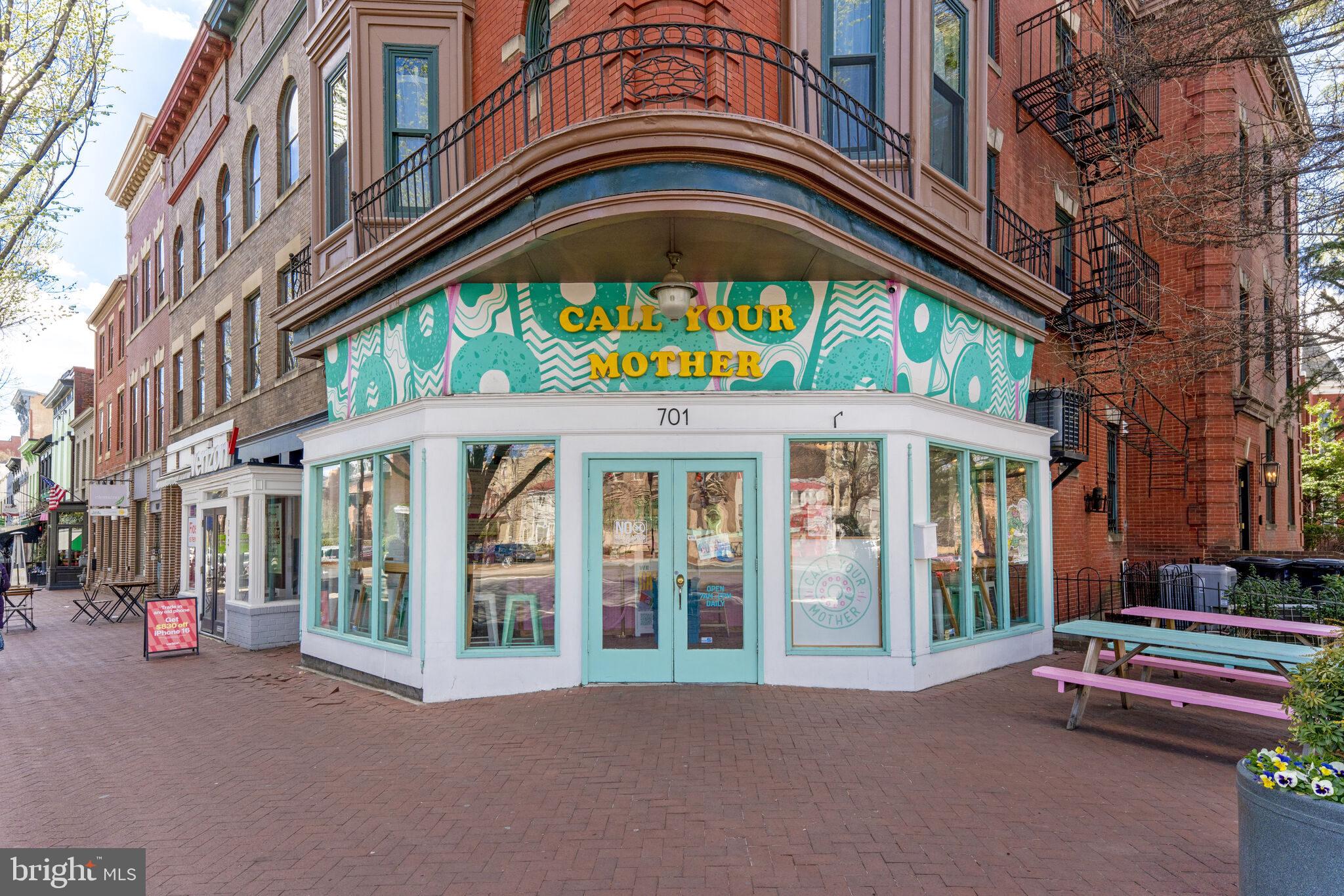527 10th Street Southeast Washington, DC 20003 - Photo 49 of 64 Call Your Mother Deli