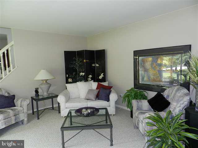 717 Hilltop Road Hershey, PA 17036 - Photo 2 of 18 Gallery Image 2