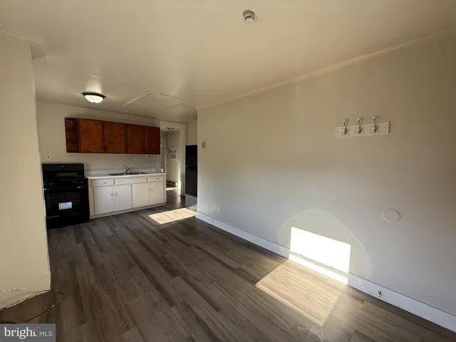 $1,295 | 303 Powell Street, Unit A, Fredericksburg, VA 22408