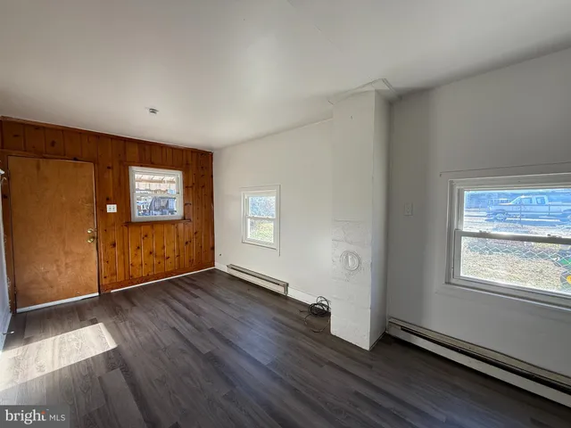 $1,295 | 303 Powell Street, Unit A, Fredericksburg, VA 22408