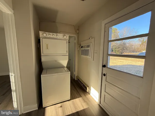 $1,295 | 303 Powell Street, Unit A, Fredericksburg, VA 22408