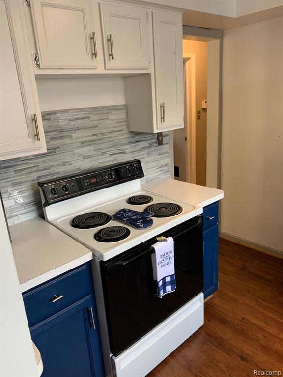 21654 Newcastle Road Harper Woods, MI 48225 - Photo 11 of 27