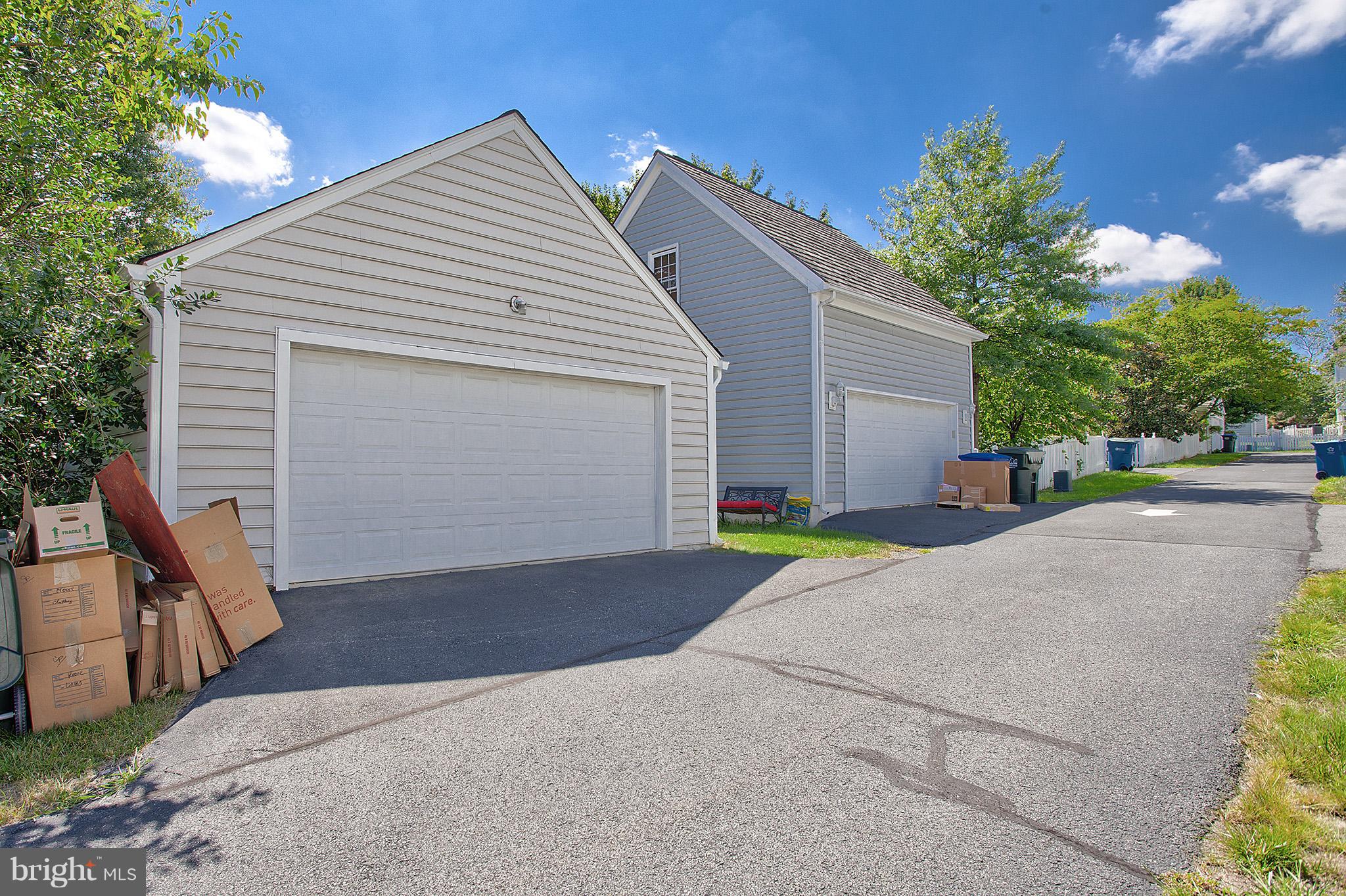 42874 Redfield Street Ashburn, VA 20147 - Photo 20 of 23 2 car garage!