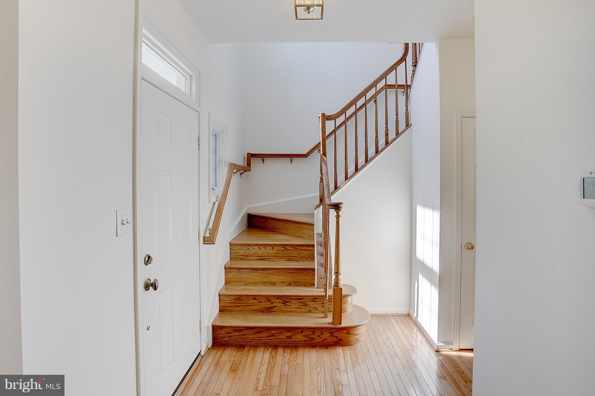 42874 Redfield Street Ashburn, VA 20147 - Photo 9 of 23 Interior (General)
