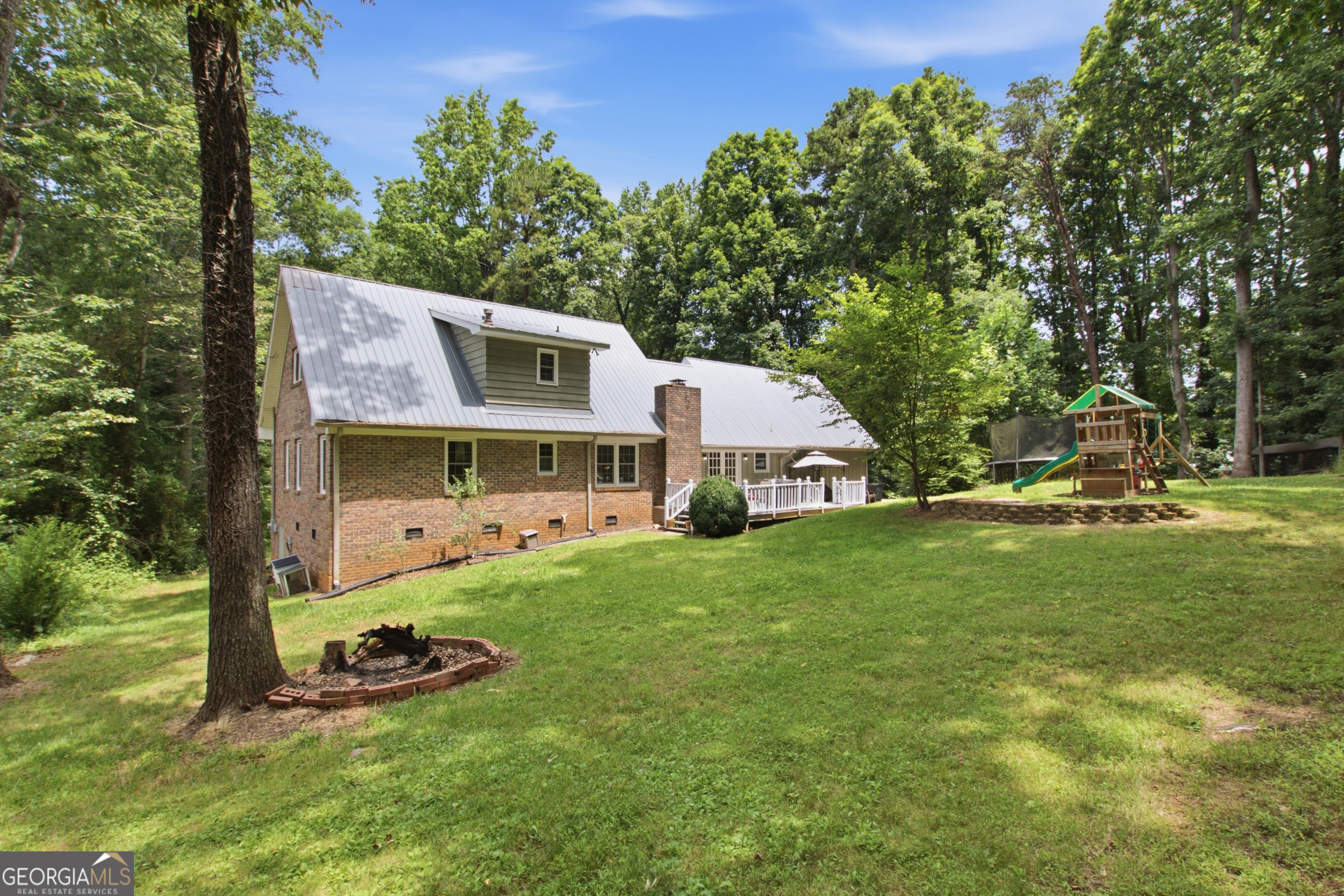 147 Ridgeway Circle Cornelia, GA 30531 - Photo 4 of 51